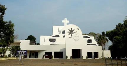 Kerala and Velankanni Church Pilgrimage Getaway 7 Days & 6 Nights