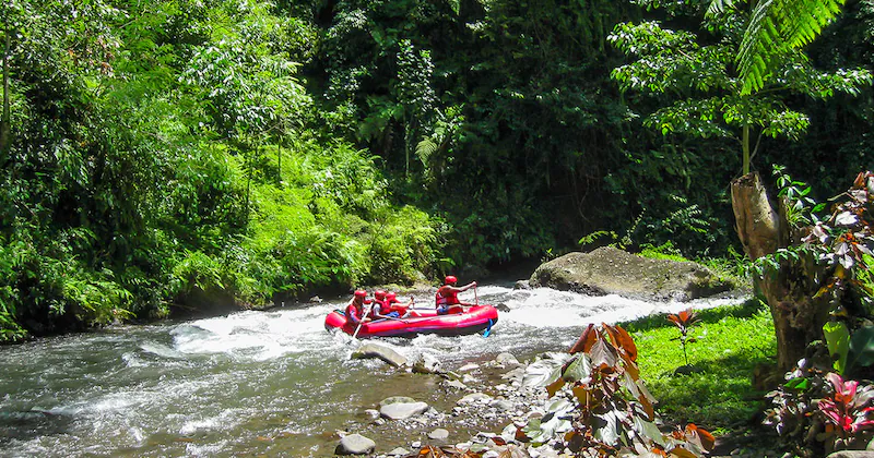 Rafting-in-the-canyon-on-Balis-mountain-river,-Indonesia